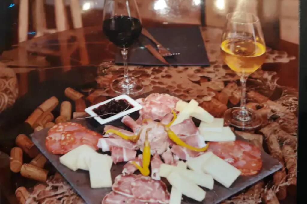 Gardegan-et-Tourtirac Wine Gardenヴィラ エクステリア 写真